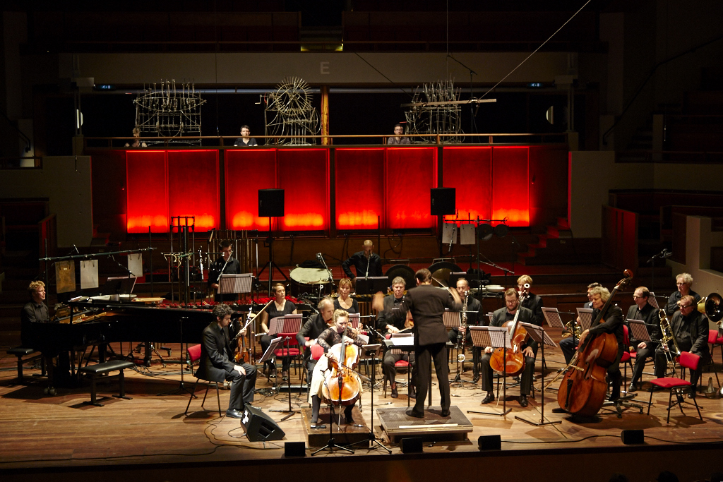 2014 Cello Concerto by Kate Moore performed by Ashley Bathgate and Asko|Schoenberg with sculptures by Peter van Loon. Photo by Johan Nieuwenhuize